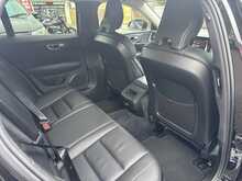 Volvo V60 D3 Momentum Pro 