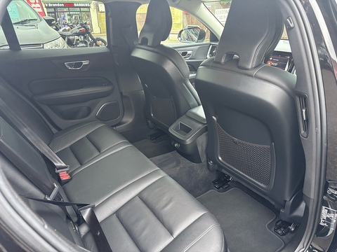 2.0 D3 Momentum Pro Estate 5dr Diesel Manual Euro 6 (s/s) (150 ps)