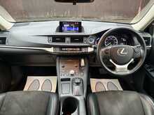 Lexus CT 200h Advance Plus 