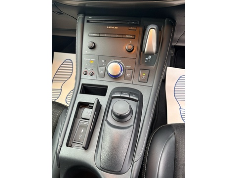 200h Advance Plus Hatchback 1.8 Automatic Petrol Hybrid