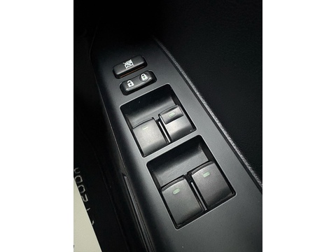 200h Advance Plus Hatchback 1.8 Automatic Petrol Hybrid