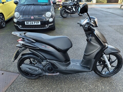 125 S Scooter Petrol CVT Euro 5 (11 ps)