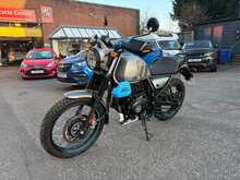 Royal Enfield Scram 411  
