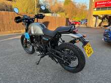 Royal Enfield Scram 411  