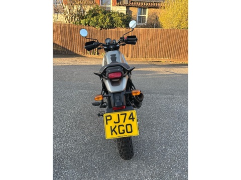 411 Adventure Petrol Manual Euro 5 (24 ps)