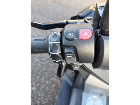 400 X Scooter Petrol CVT Euro 5 (33 ps)