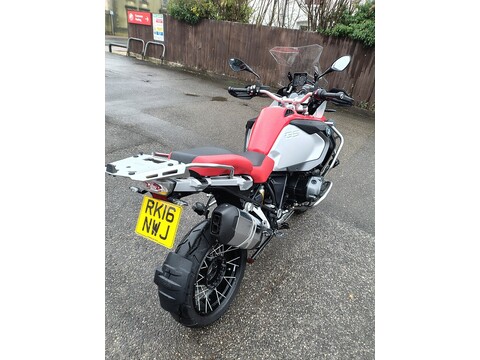 1200 Adventure Petrol Manual (125 ps)