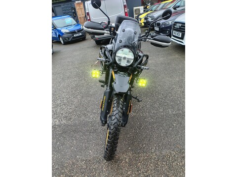 452 Adventure Petrol Manual Euro 5 (40 ps)