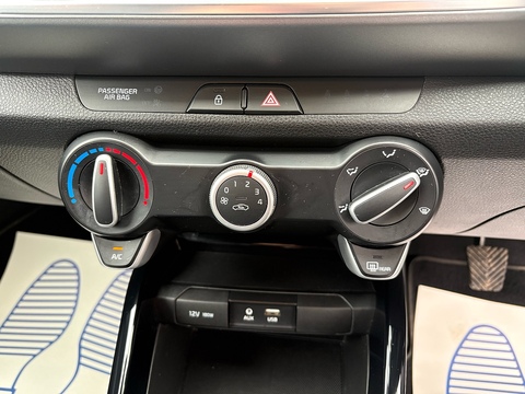 1.0 T-GDi Maxx SUV 5dr Petrol Manual Euro 6 (s/s) (118 bhp)