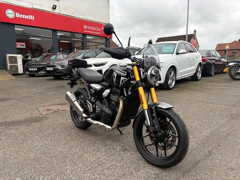 Roadster/Retro 0.0 Manual Petrol