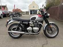 Triumph Bonneville T120  