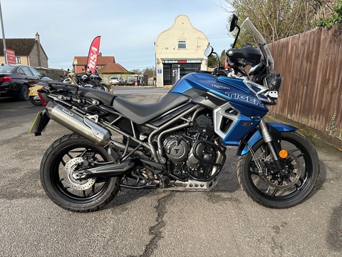 800 XRT Adventure Petrol Manual Euro 4 (95 ps)
