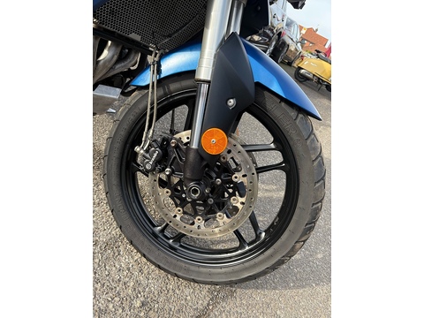 800 XRT Adventure Petrol Manual Euro 4 (95 ps)