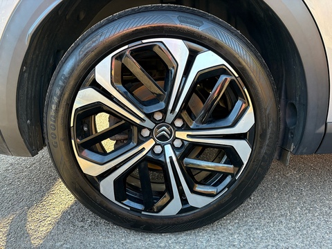 1.2 PureTech Shine Plus Hatchback 5dr Petrol EAT8 Euro 6 (s/s) (130 ps)