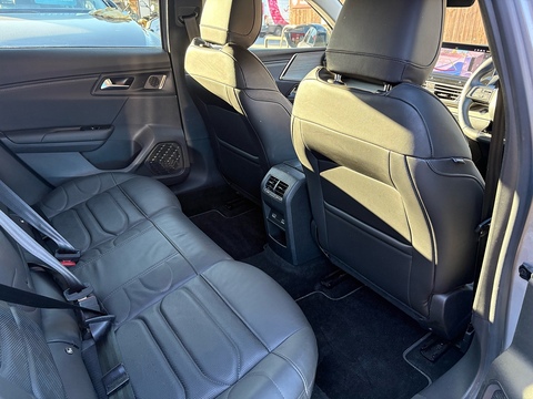 1.2 PureTech Shine Plus Hatchback 5dr Petrol EAT8 Euro 6 (s/s) (130 ps)