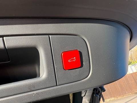 1.2 PureTech Shine Plus Hatchback 5dr Petrol EAT8 Euro 6 (s/s) (130 ps)