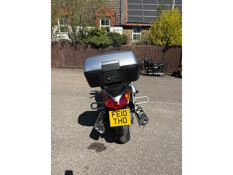 1300 Tourer Petrol Manual (126 ps)