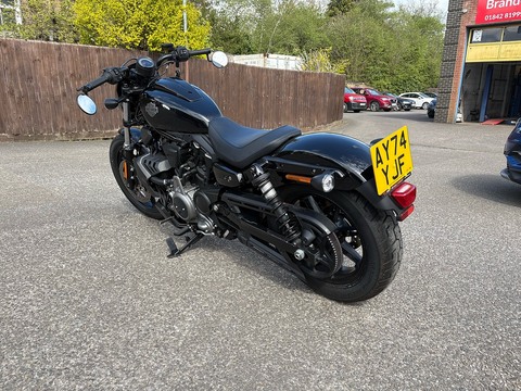 975 RH975 Nightster Custom Cruiser Petrol Manual Euro 5 (89 ps)