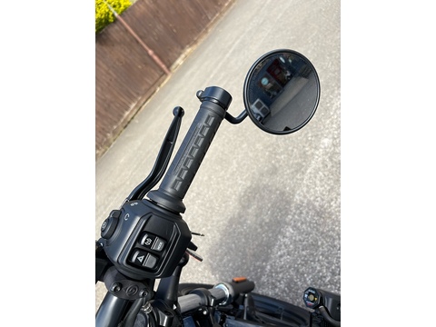 975 RH975 Nightster Custom Cruiser Petrol Manual Euro 5 (89 ps)
