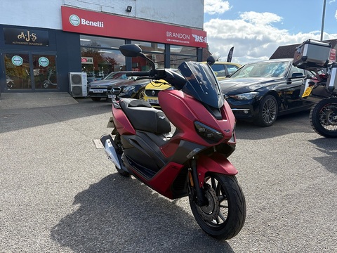 300 Petrol