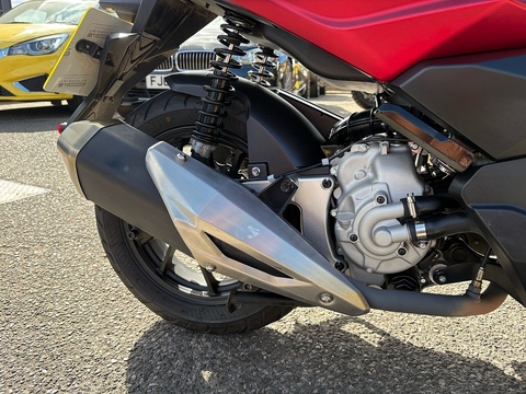 300 Petrol