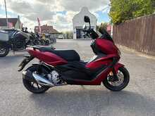 Lexmoto Aura 300  