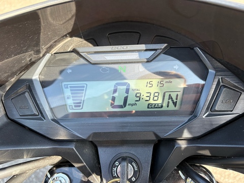 125 Naked Petrol Manual Euro 5 (11 ps)