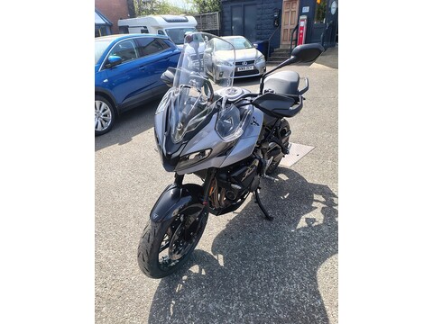 800 Adventure Petrol Manual X-Ring Chain Euro 5 (115 ps)