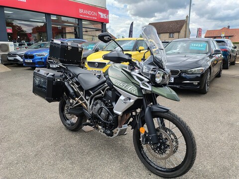 800 XCx Adventure Petrol Manual Euro 4 (95 ps)