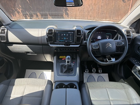 PureTech Flair Plus SUV 1.2 Manual Petrol
