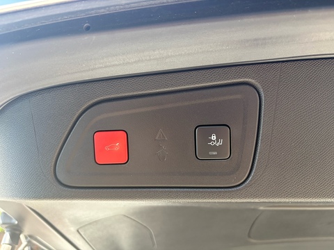 PureTech Flair Plus SUV 1.2 Manual Petrol