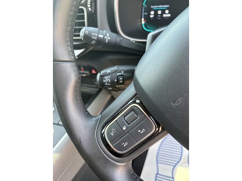 PureTech Flair Plus SUV 1.2 Manual Petrol