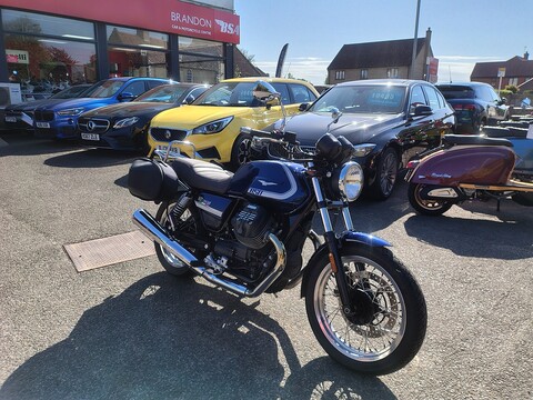 853 IV Special Roadster/Retro Petrol Manual Euro 5 (65 ps)