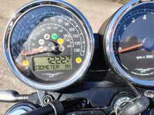 Moto Guzzi V7 IV Special 