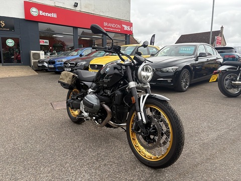 1200 Custom Cruiser Petrol Manual Cardan Euro 5 (95 ps)