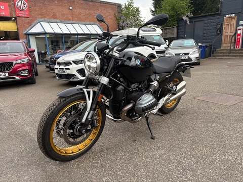 1200 Custom Cruiser Petrol Manual Cardan Euro 5 (95 ps)
