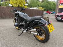 BMW R 12  