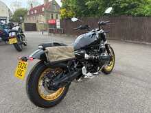 BMW R 12  