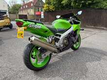 Kawasaki ZX-9R  