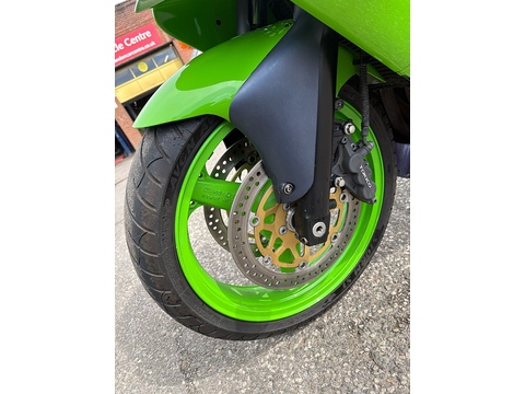 0.0 Petrol