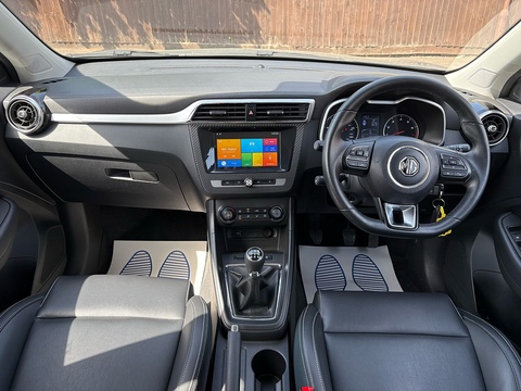 Exclusive 1.5 SUV 1.5 Manual Petrol