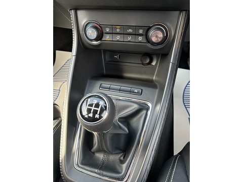 Exclusive 1.5 SUV 1.5 Manual Petrol
