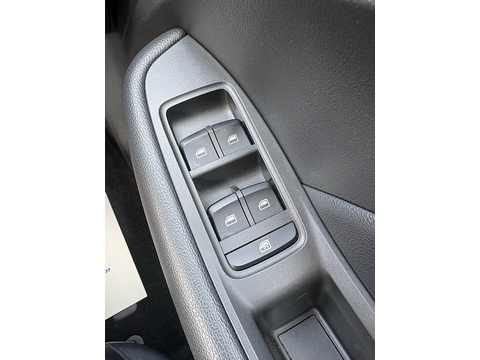 Exclusive 1.5 SUV 1.5 Manual Petrol