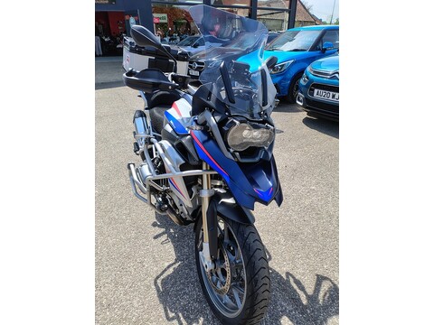 1200 Adventure Petrol Manual (104 ps)