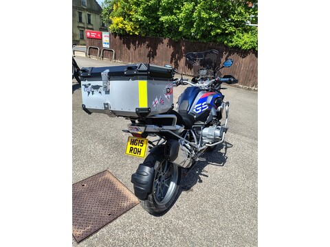 1200 Adventure Petrol Manual (104 ps)