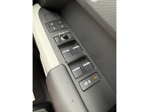 3.0 D300 MHEV X-Dynamic HSE SUV 5dr Diesel Auto 4WD Euro 6 (s/s) (300 ps)