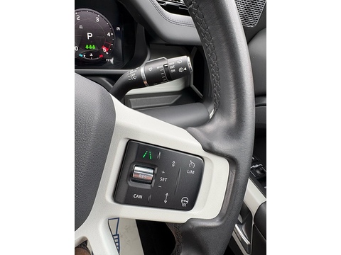 3.0 D300 MHEV X-Dynamic HSE SUV 5dr Diesel Auto 4WD Euro 6 (s/s) (300 ps)