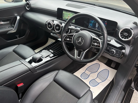 1.5 A180d Sport Hatchback 5dr Diesel 7G-DCT Euro 6 (s/s) (116 ps)