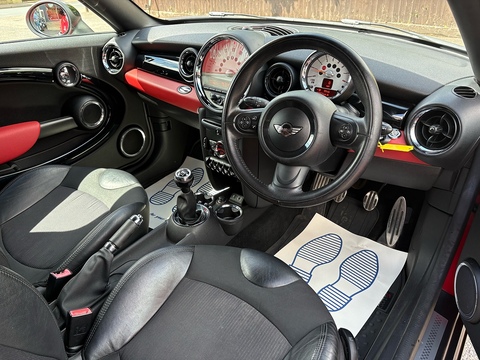 1.6 Cooper S Coupe 2dr Petrol Manual Euro 5 (s/s) (184 ps)