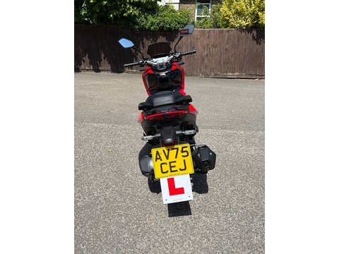125 Scooter Petrol CVT Euro 5 (9 ps)